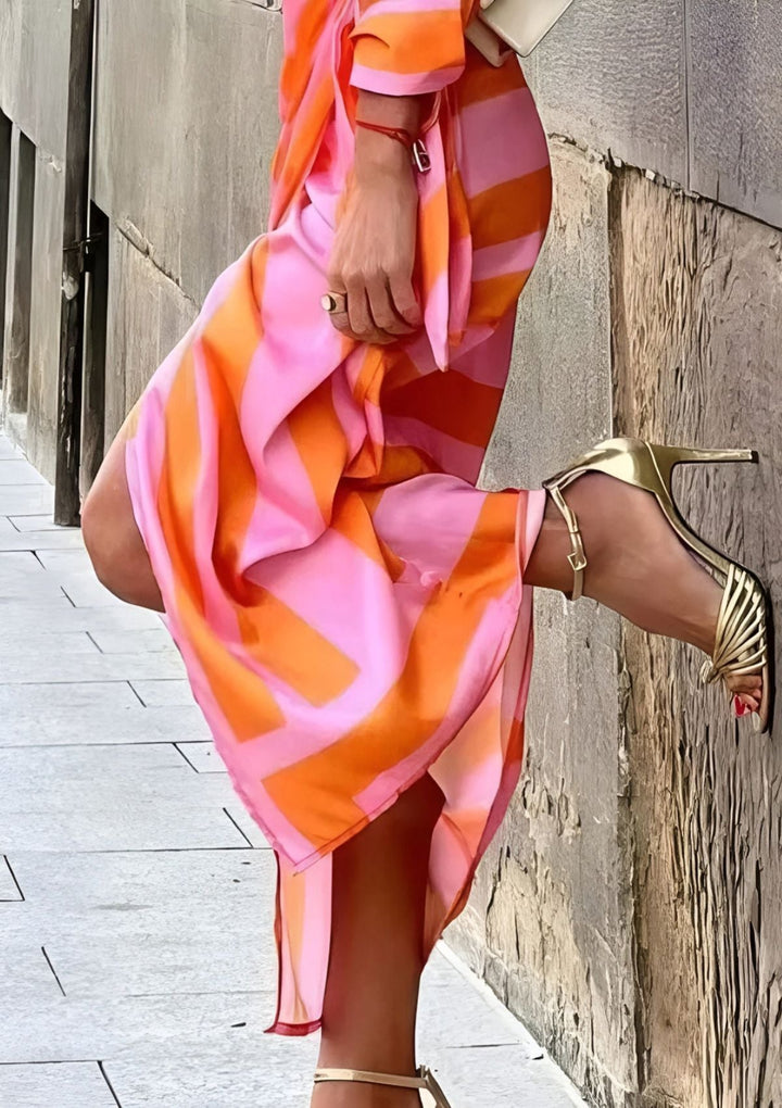 OLIVIA I BEDRUCKTES TAILLIERTES HEMDKLEID